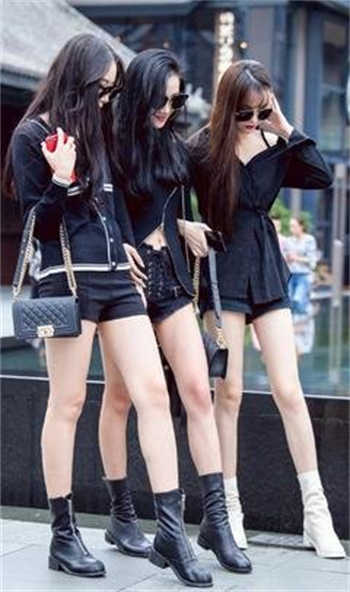 第一章姐妹双收