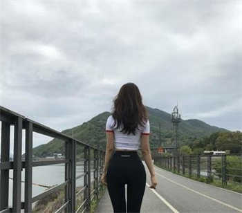 兄弟婚礼玩儿了新娘