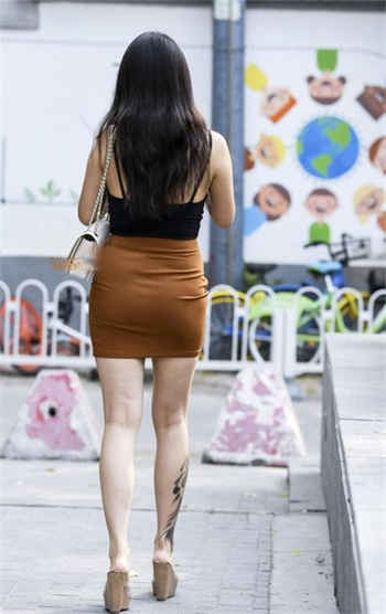 与公公单独相处如如影院