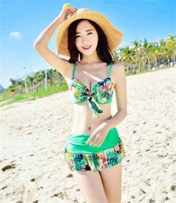 女生强迫男生穿卫生巾