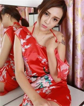 屈服同学夸下的妈妈黑5