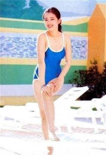 小莹的乳液是什么小说