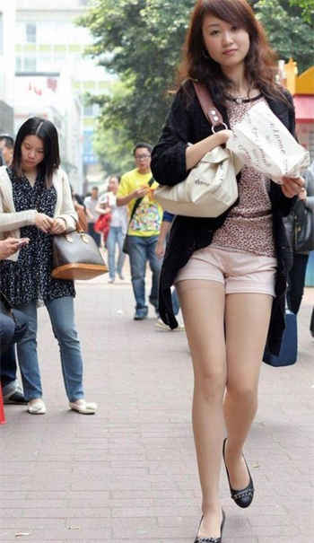 丈夫重病住院妻子照顾