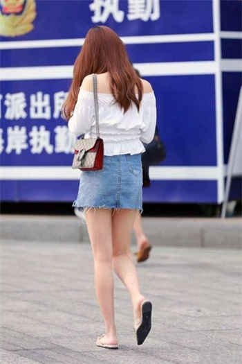 和闺蜜老爸无套开战