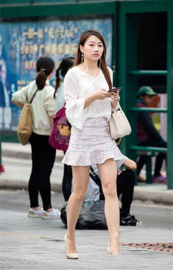 青春期的迷失李西西