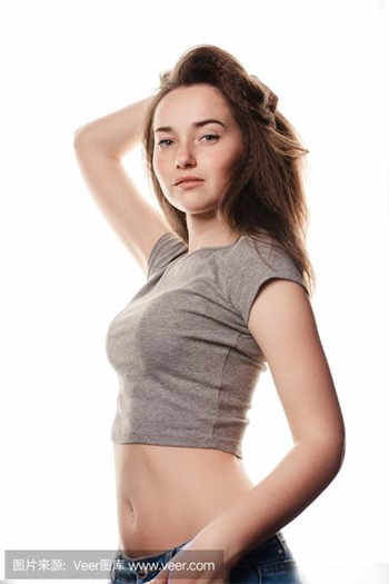 楼盘女销售被曝为卖房