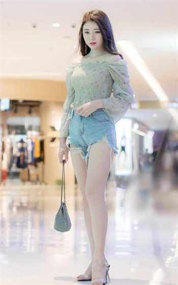果冻影业卢珊珊长得像谁