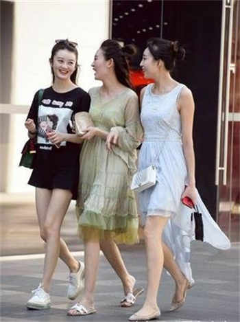 女人打针视频