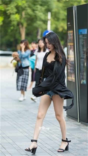 单亲妈妈忍不住对孩子发气