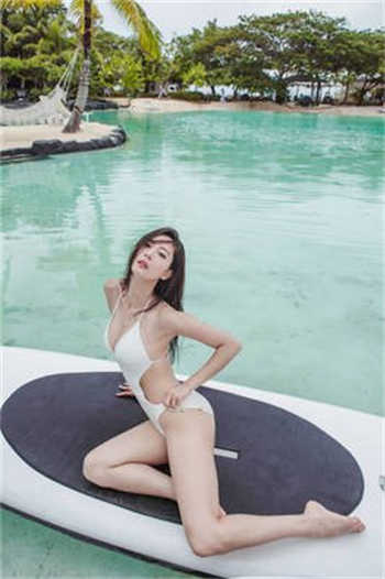 我的妻子和母亲汉化手游